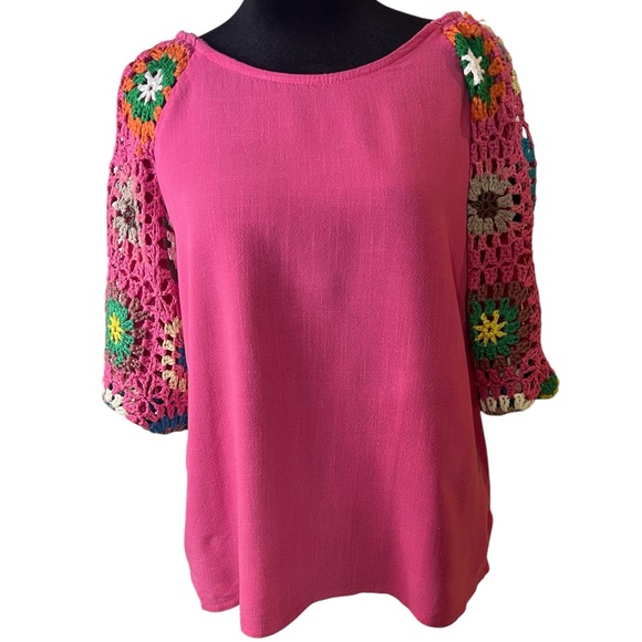Umgee Pink with Colorful Flower Crochet Sleeves Women Medium Blouse - Picture 3 of 7